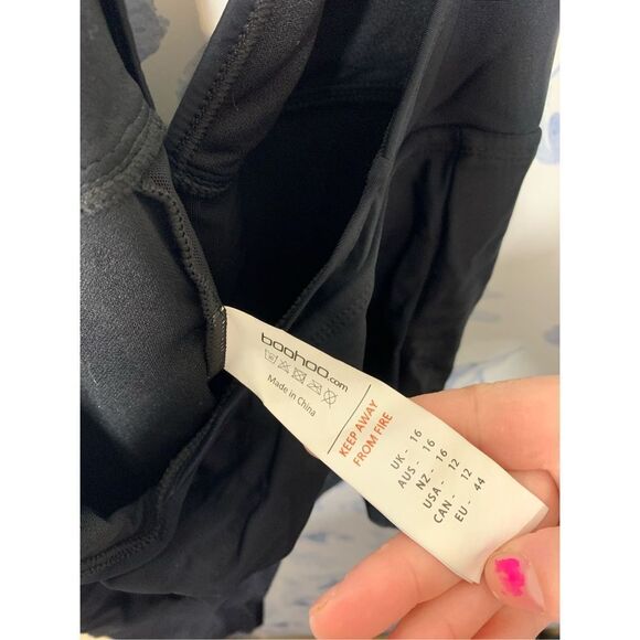 Boohoo Plus Control Halterneck Swimsuit Black Size 12 - Picture 8 of 8